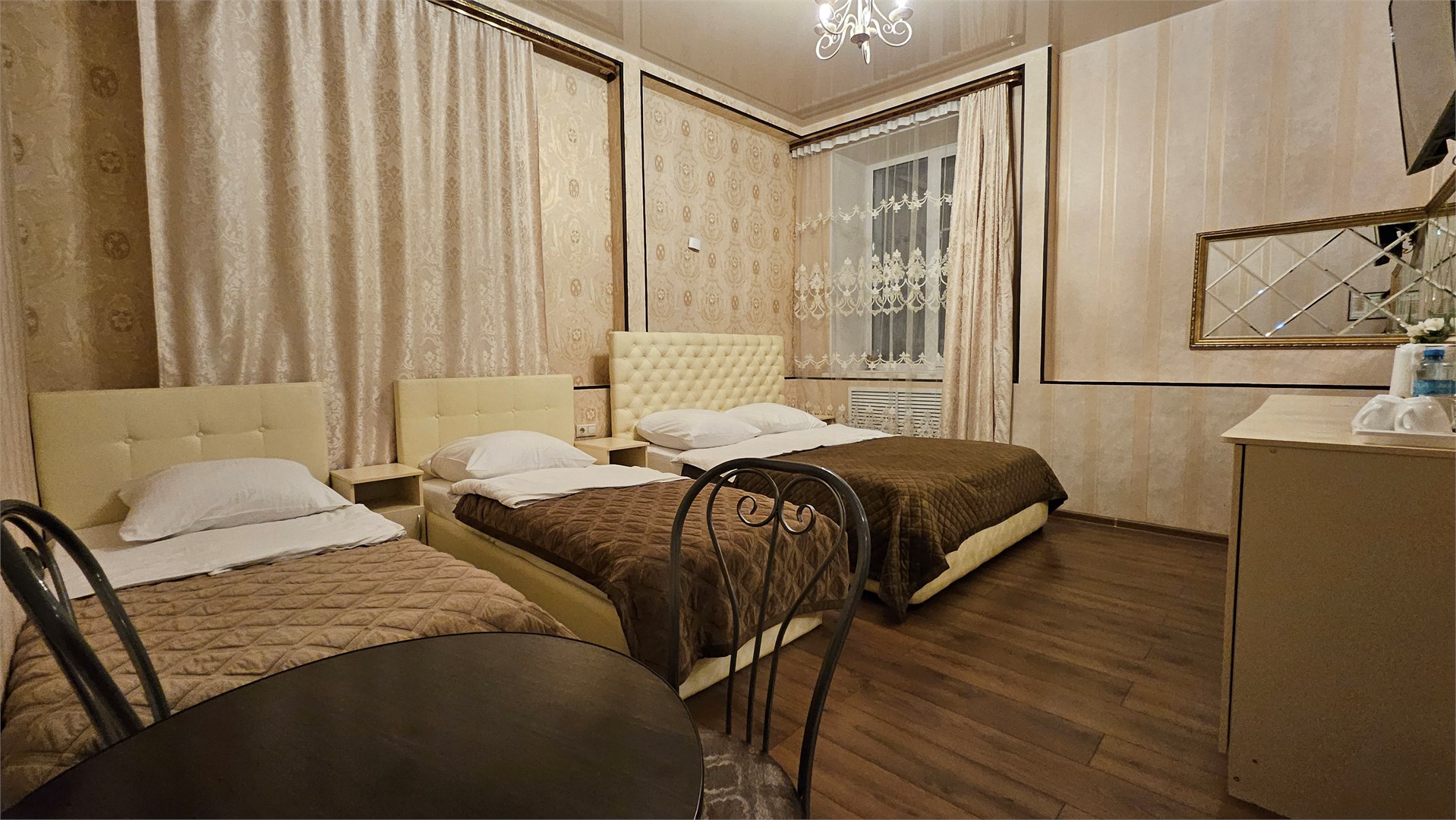 Семейный люкс в Buta