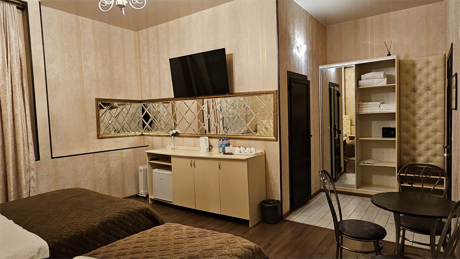 Семейный люкс в Buta