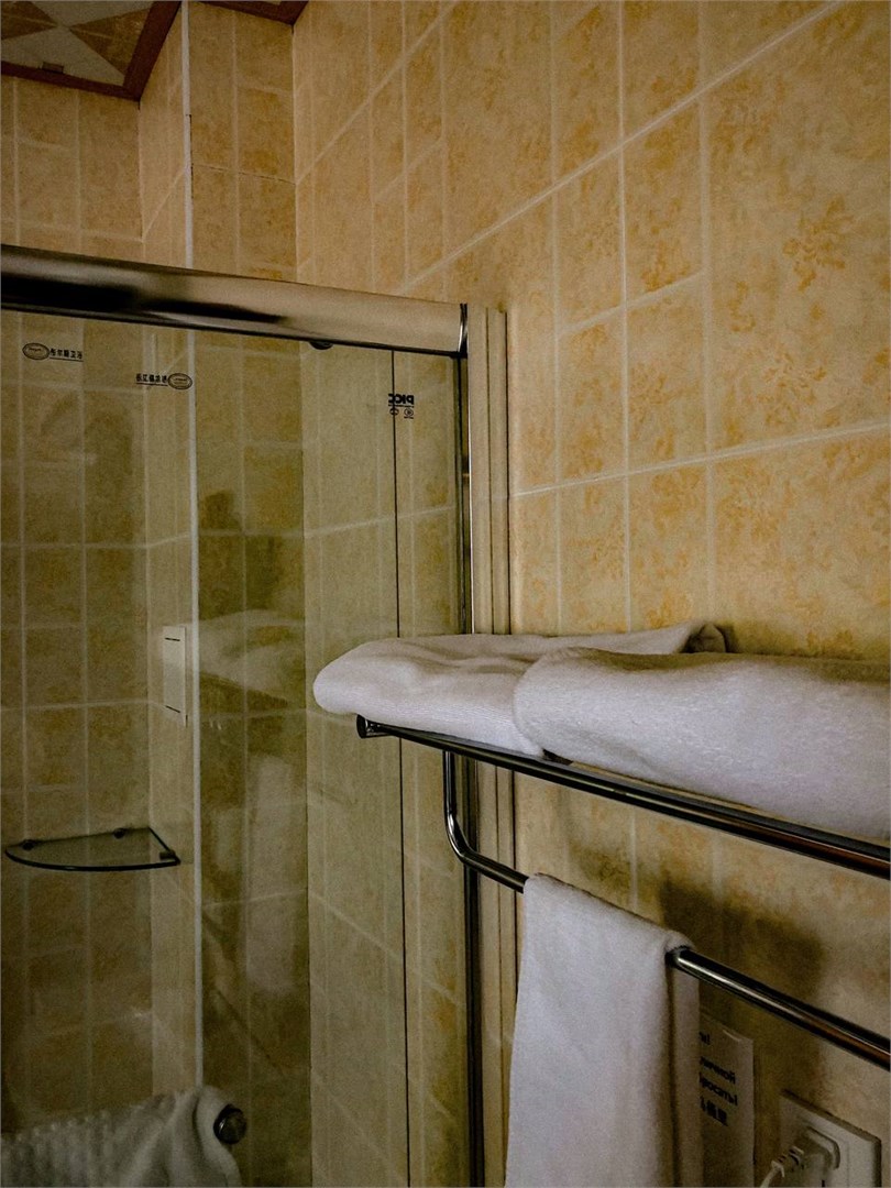 Стандартный номер с двумя раздельными кроватями (с ванной) в Империал