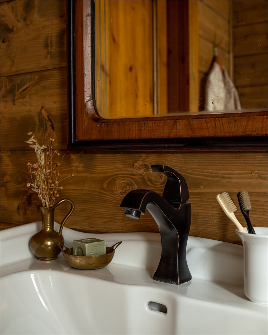 "Домик-крошечка в три окошечка" с отдельным входом в Пестово подворье