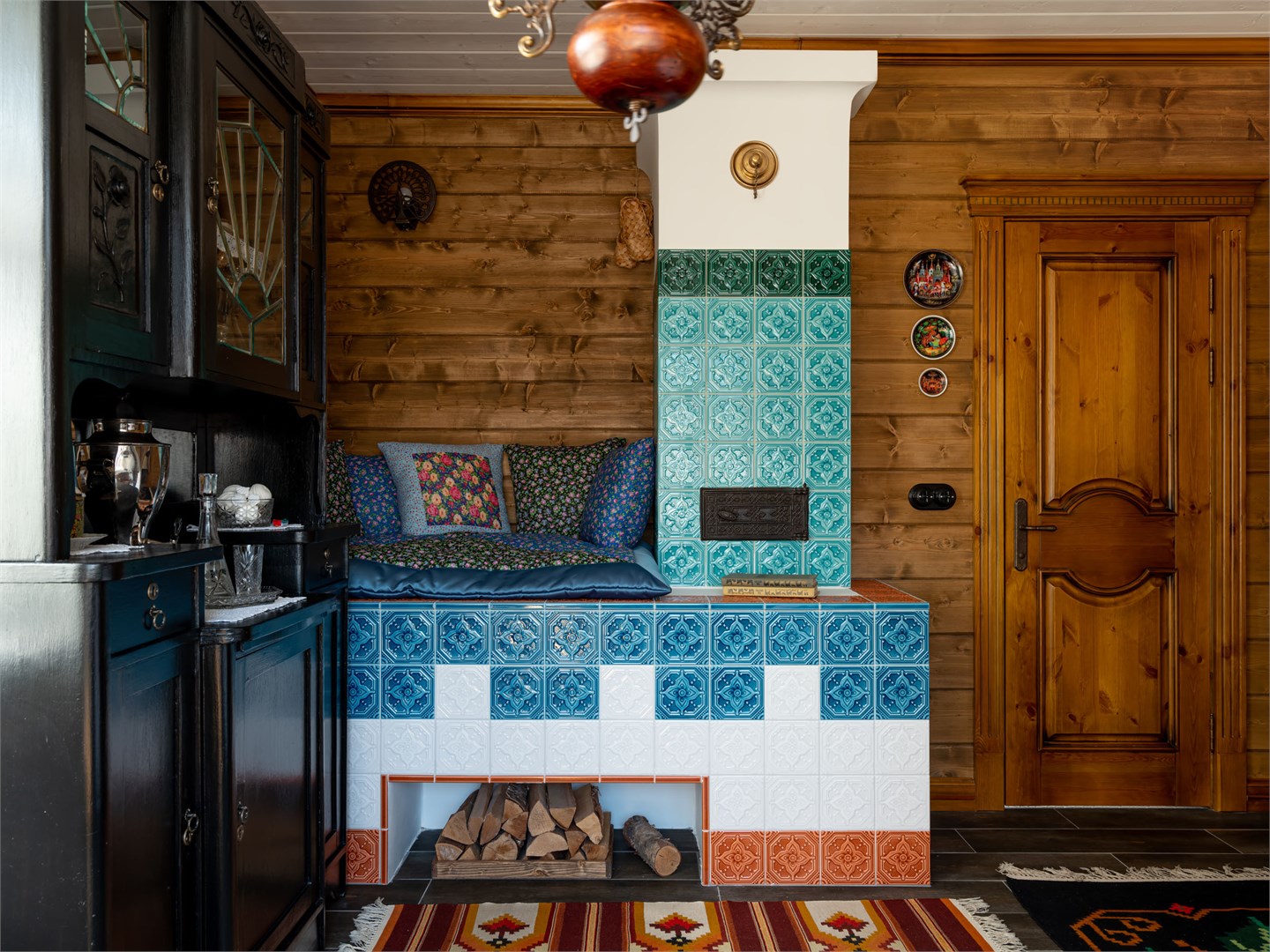 "Домик-крошечка в три окошечка" с отдельным входом в Пестово подворье