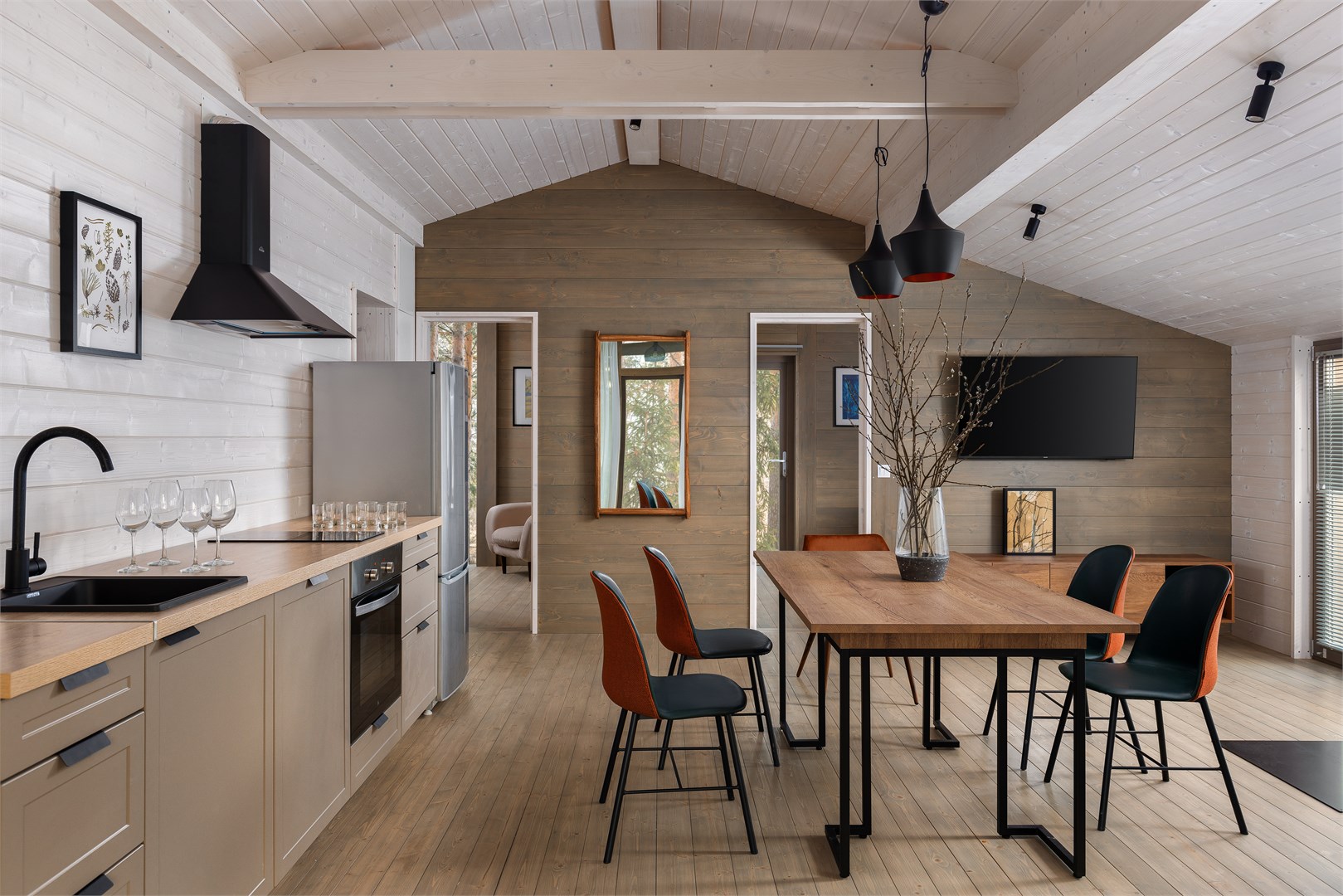 Чай, Иван (Глэмпинг) в Конаково Ривер Клаб