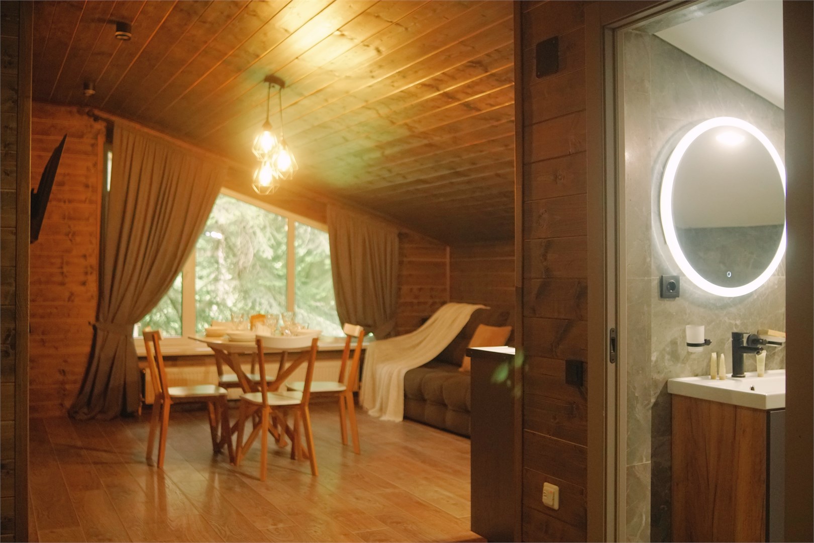 Семейный номер 2х комнатный в Атмосфера village