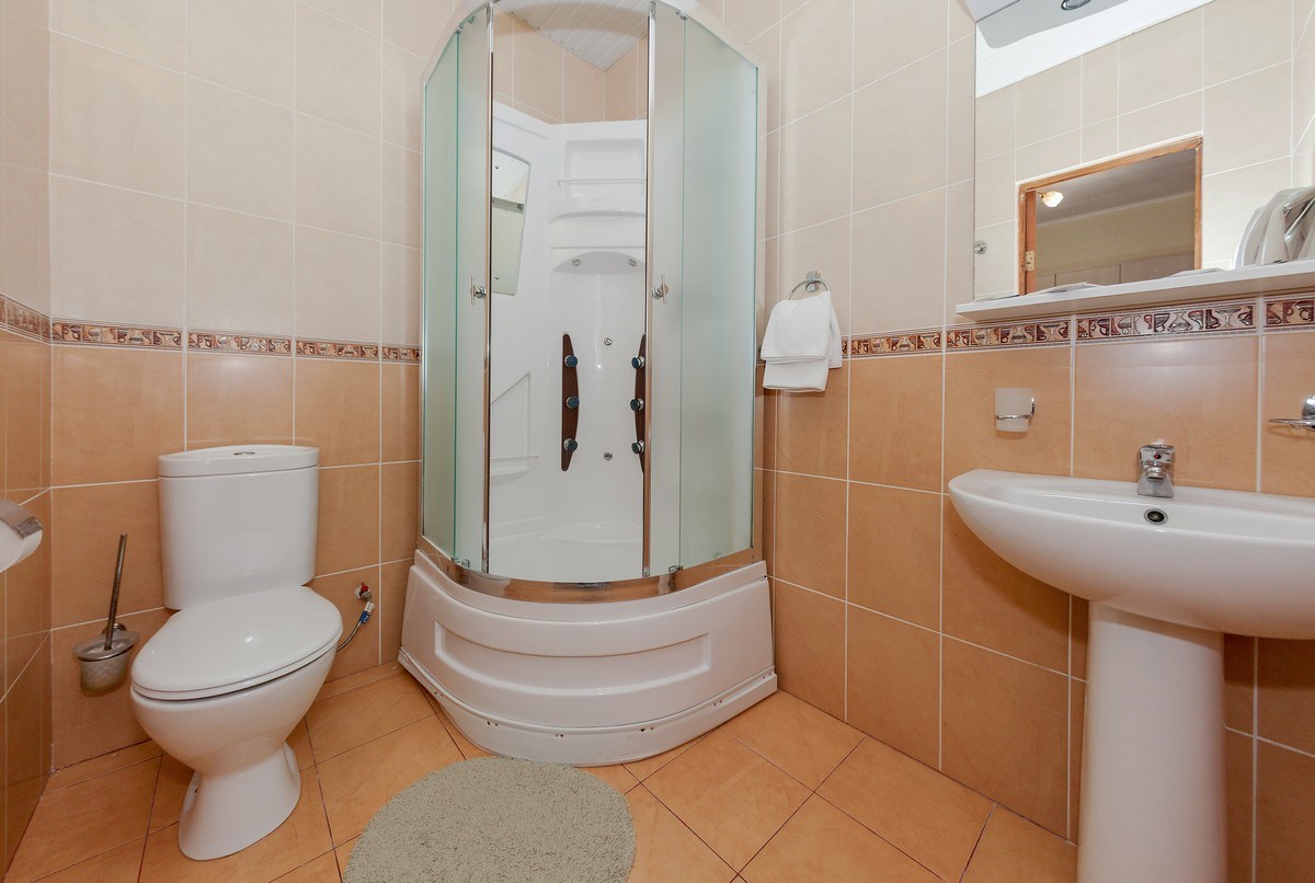 Семейный Мансарда 2-х комнатный без балкона корпус 4 в Кристалл уют