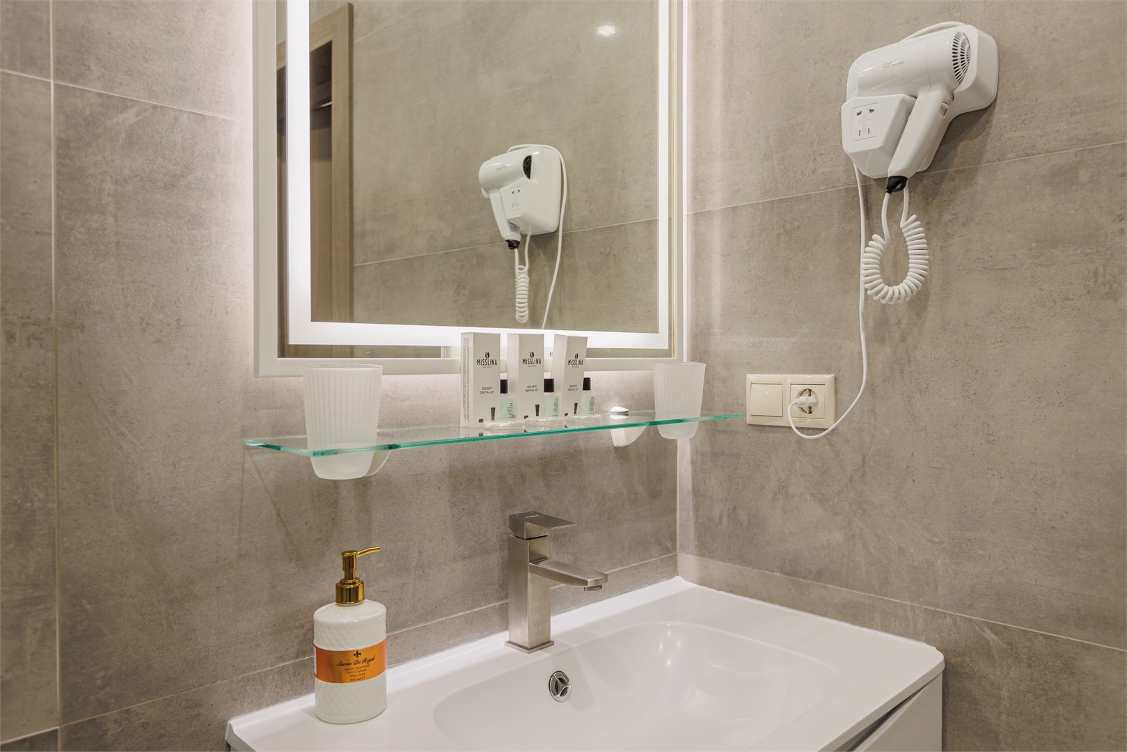 Полулюкс в Айсберг