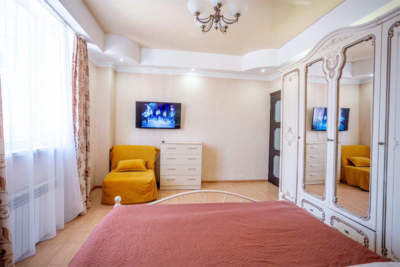 Апартаменты с одной спальней в Apart lux