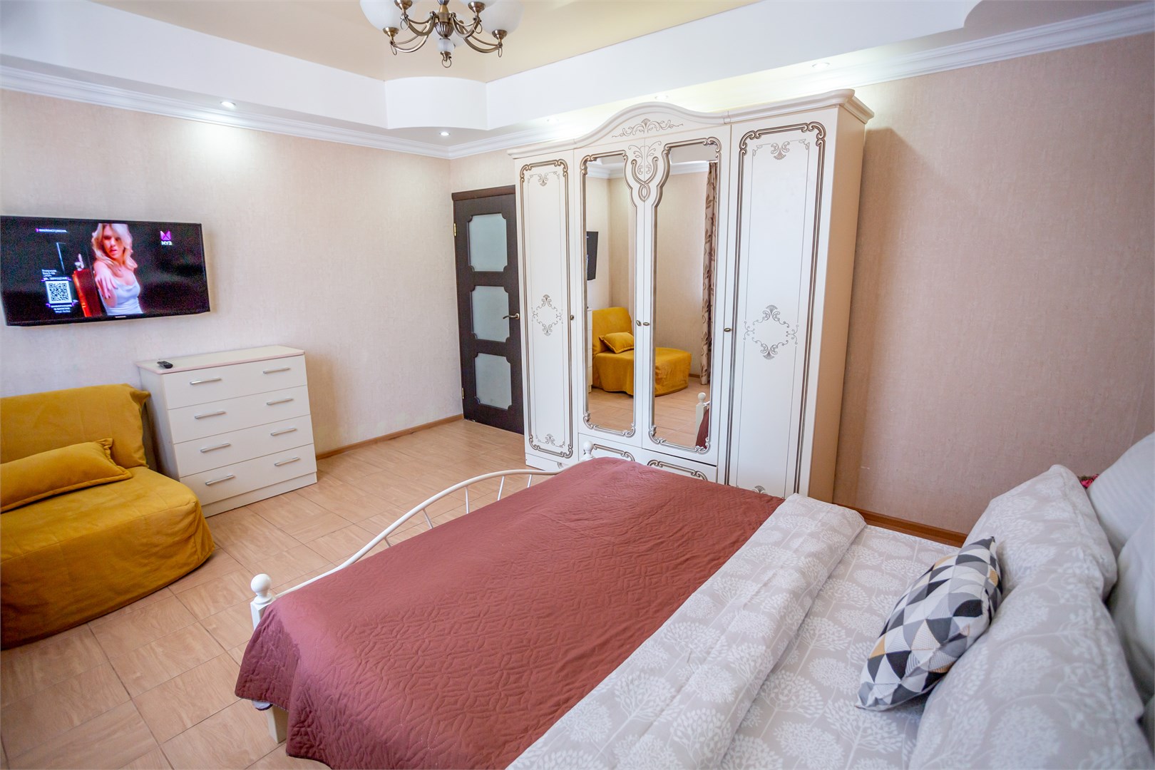 Апартаменты с одной спальней в Apart lux