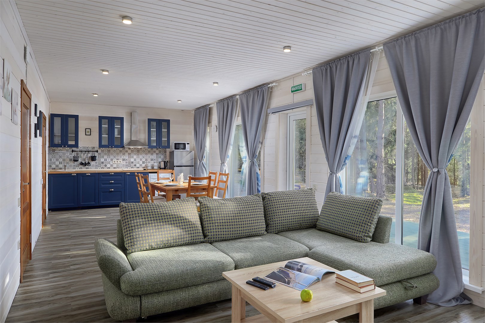 Коттедж "Форест" на 6 человек в Окунёвая