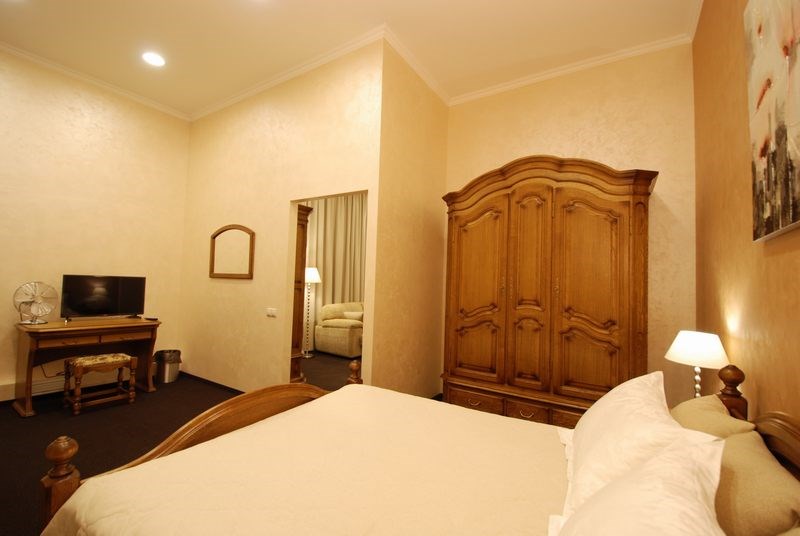 ЛЮКС в Николь