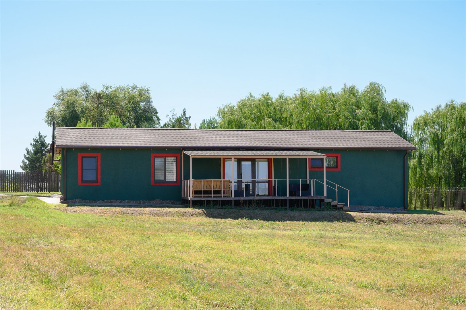 Дом с сауной в Шесть Озер