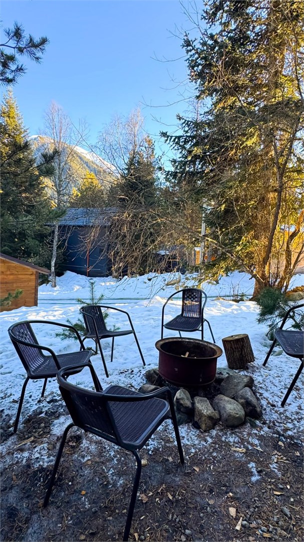 Коттедж на 6 человек в Paradise