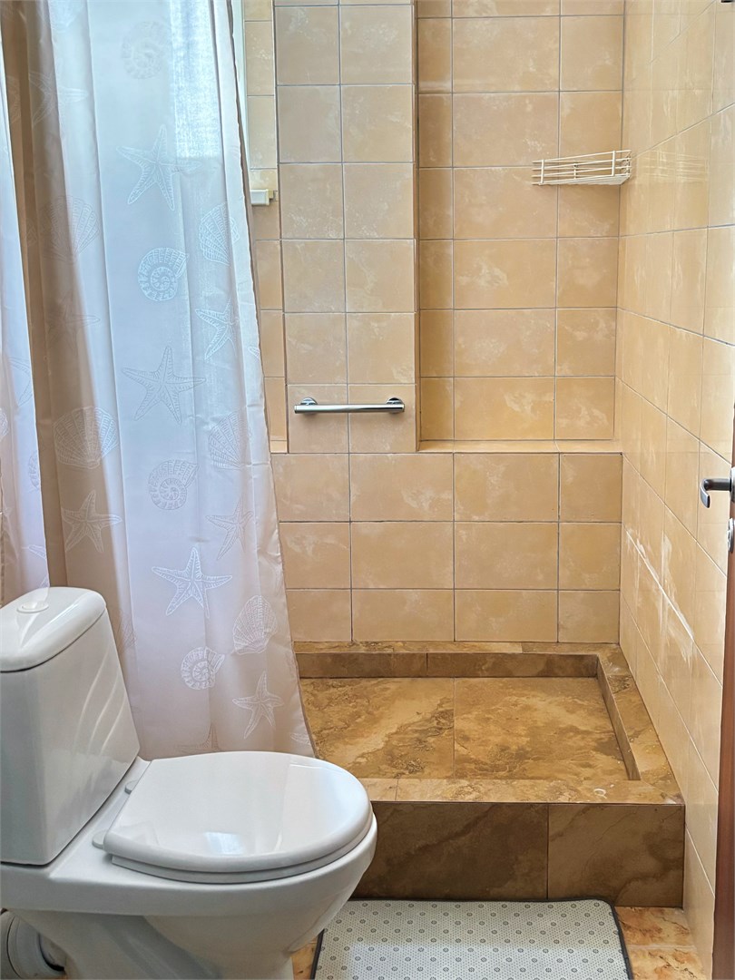 Стандартный двухместный с двуспальной кроватью и 1 дополнительным местом, с балконом в Казачок