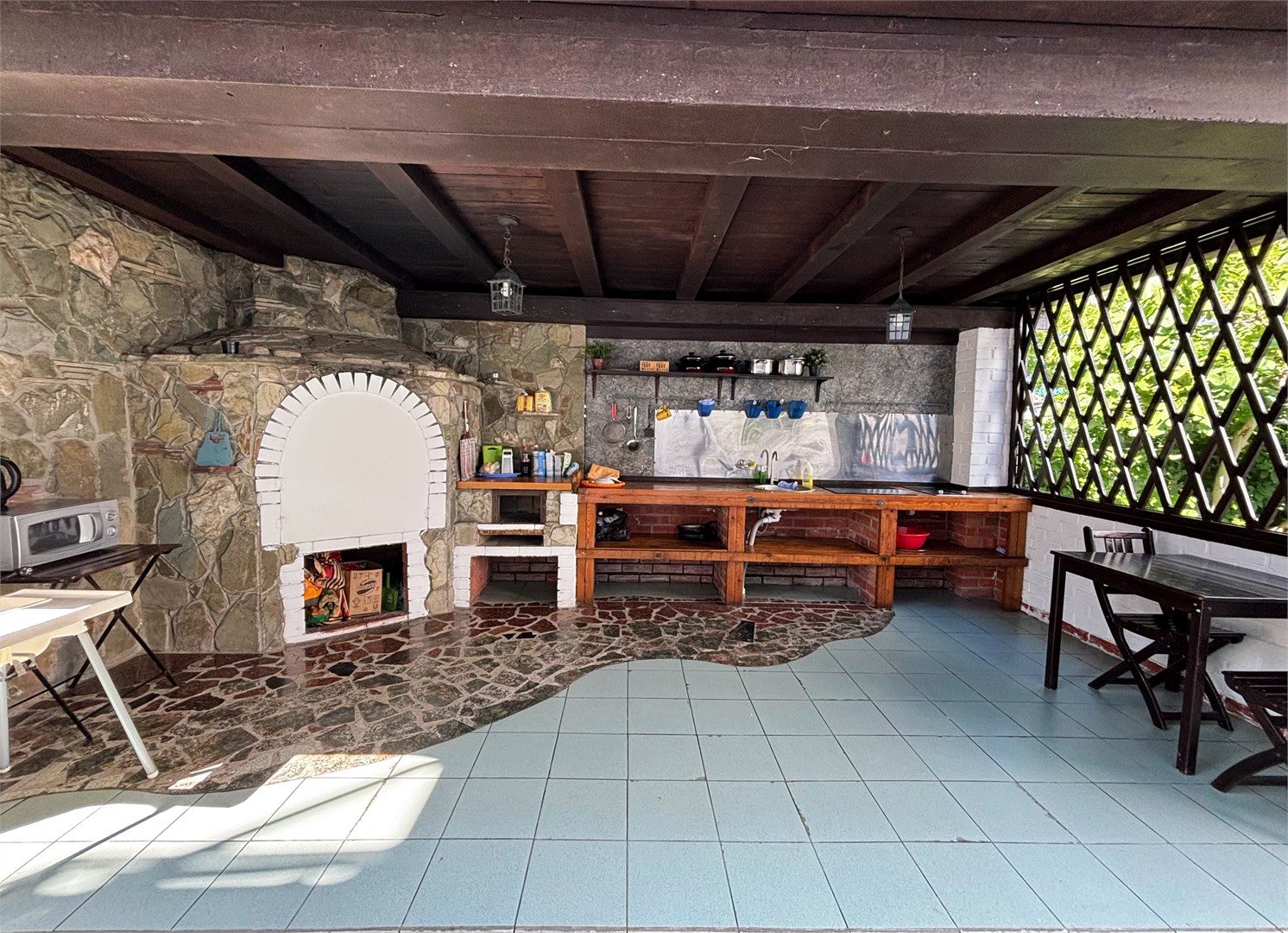 Стандартный четырехместный с 1 дополнительным местом, с балконом в Казачок