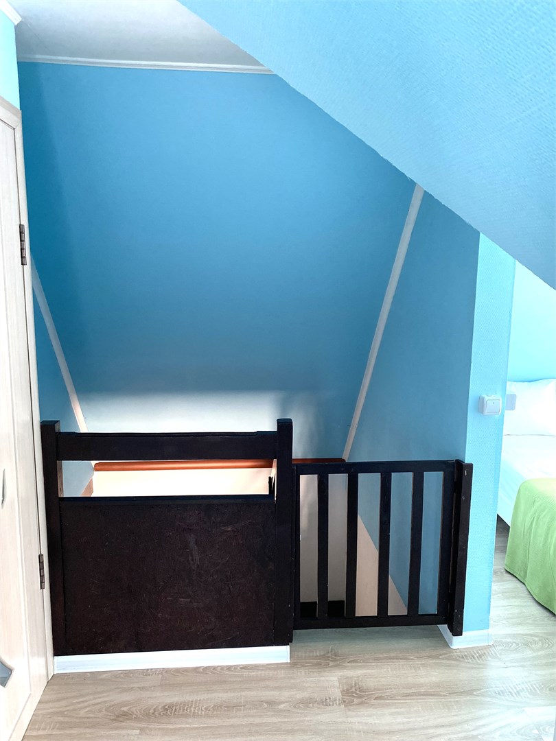 Двухэтажный восьмиместный мини-коттедж с 1 дополнительным местом в Казачок