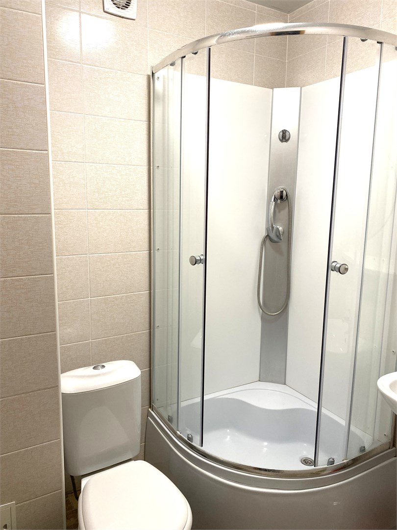 Двухкомнатный четырехместный номер с двуспальной кроватью в Казачок