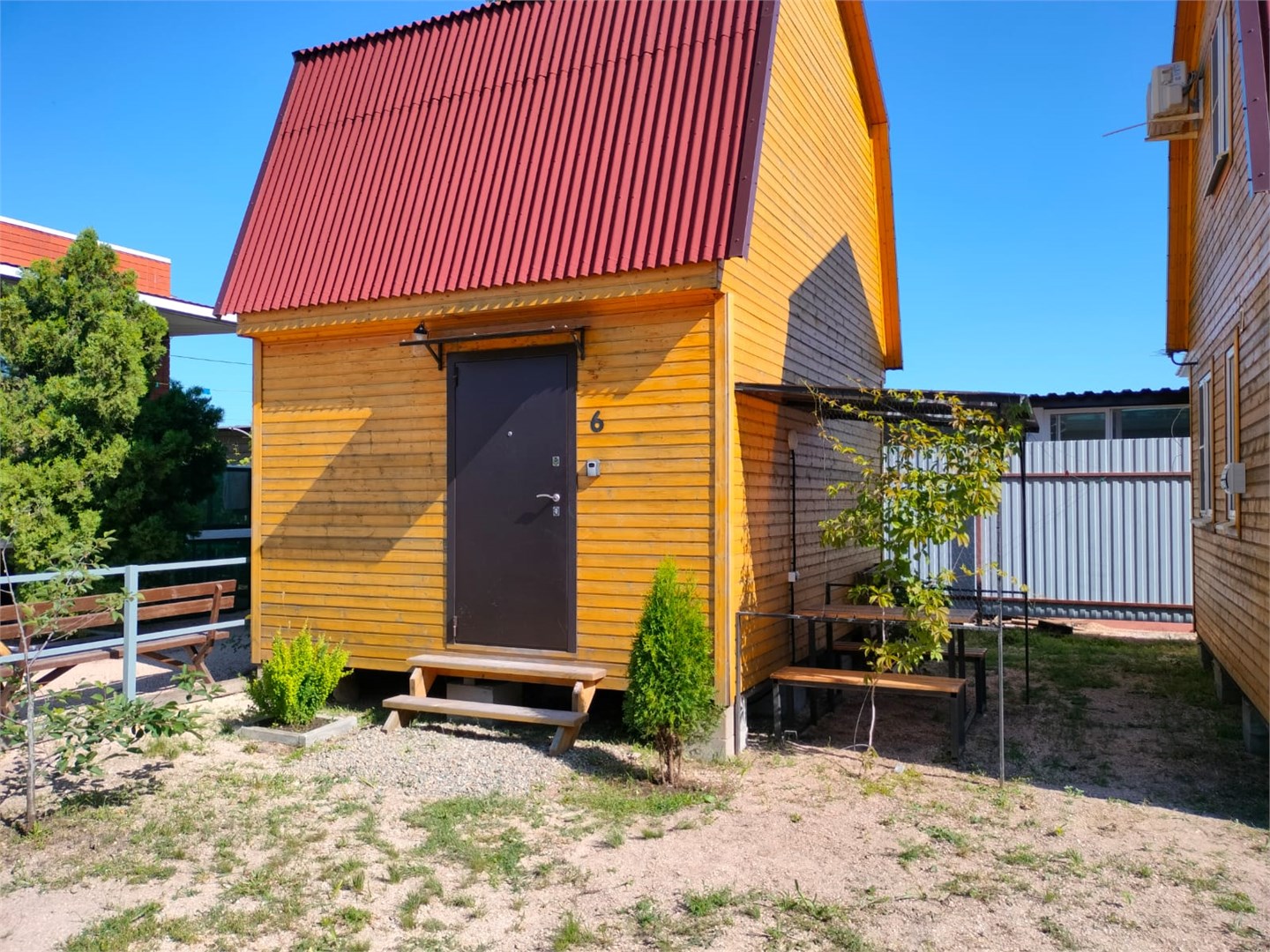 Коттедж в Лето