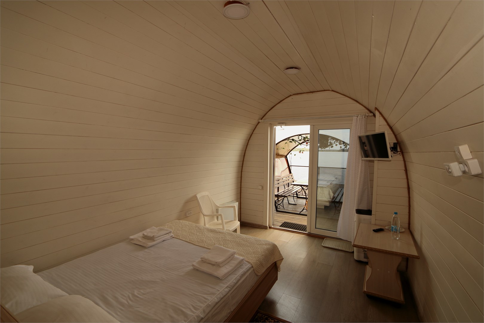 Глэмпинг у воды в Набережная №1