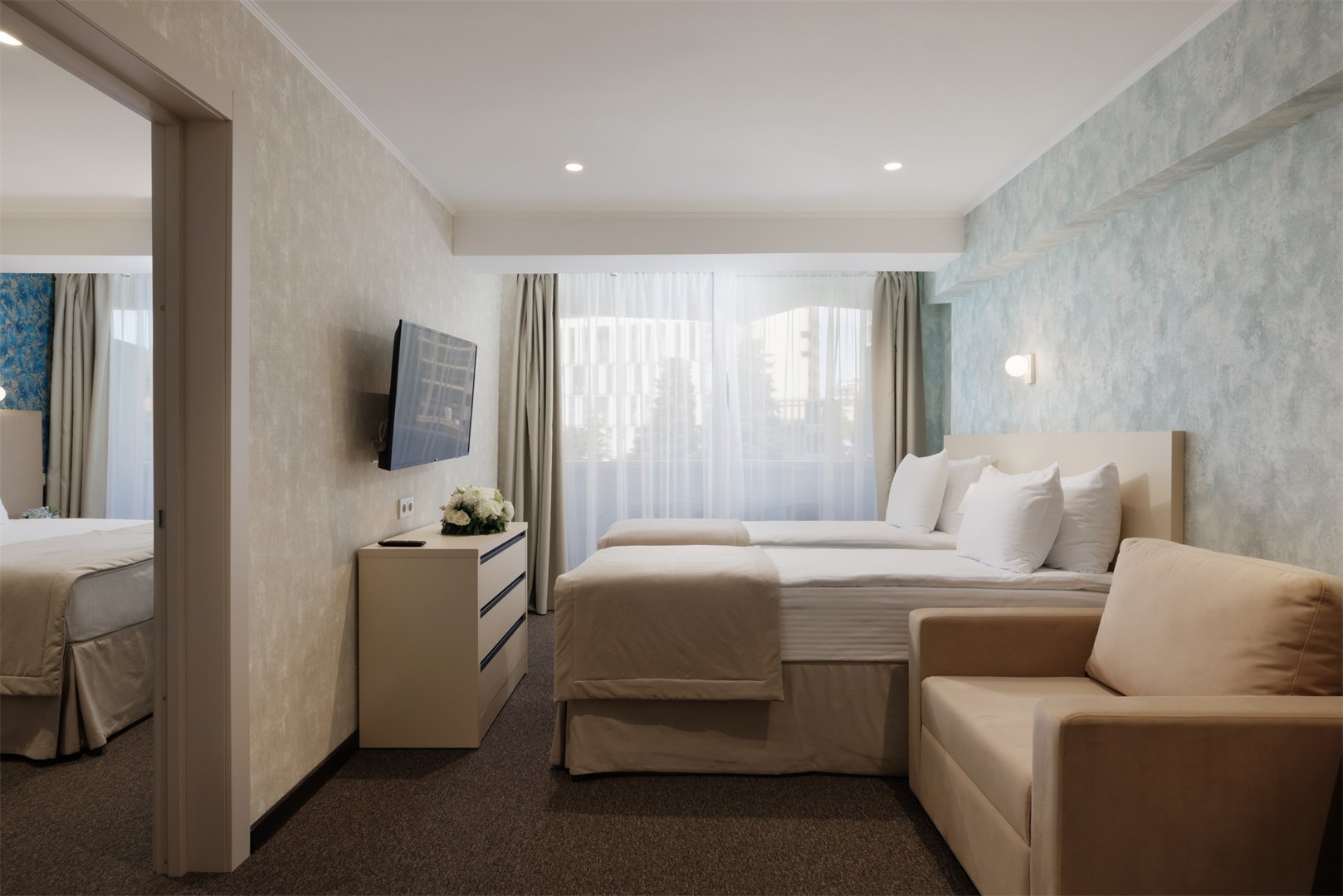 Семейный (Family room) в Sea galaxy hotel congress&SPA