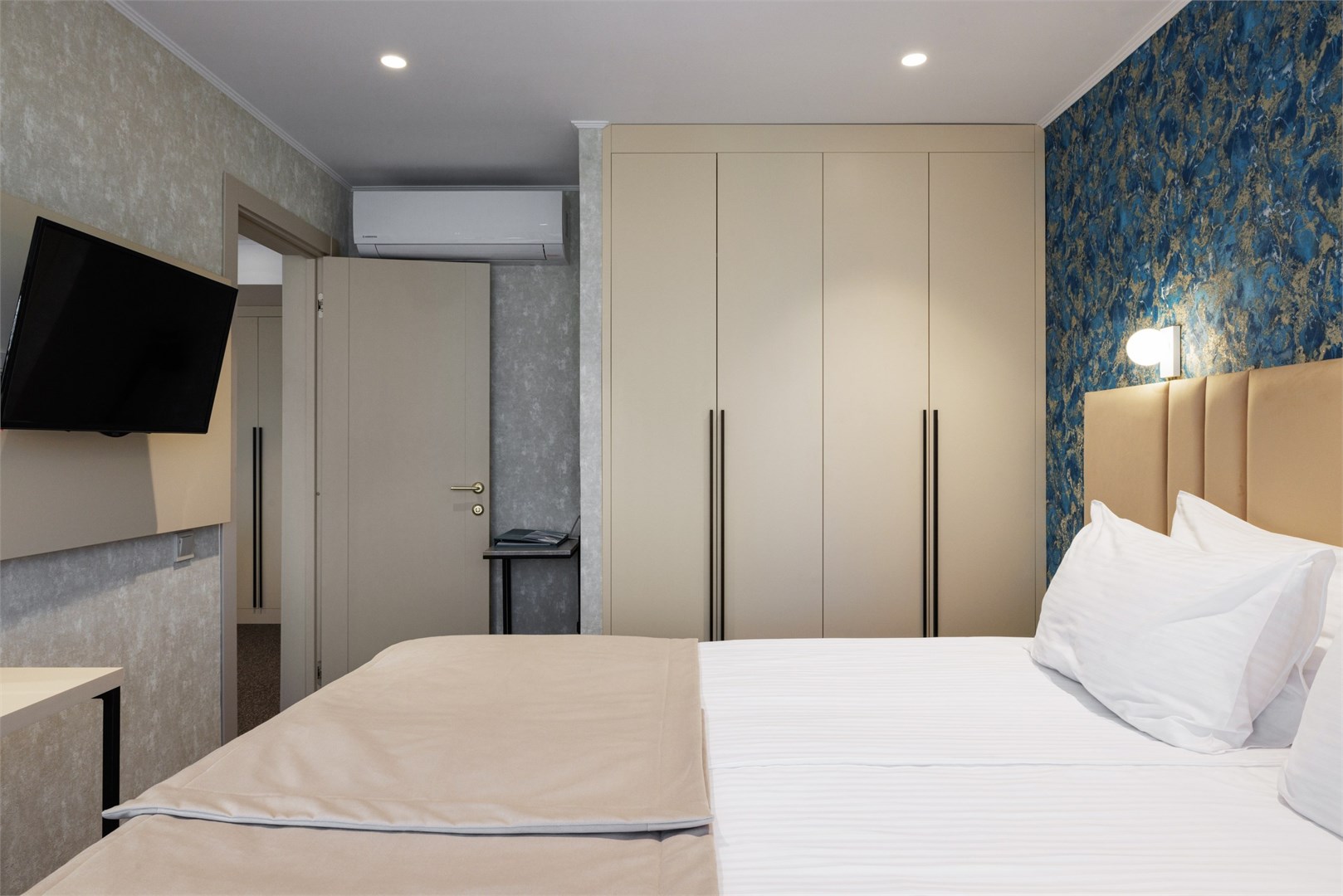 Семейный (Family room) в Sea galaxy hotel congress&SPA