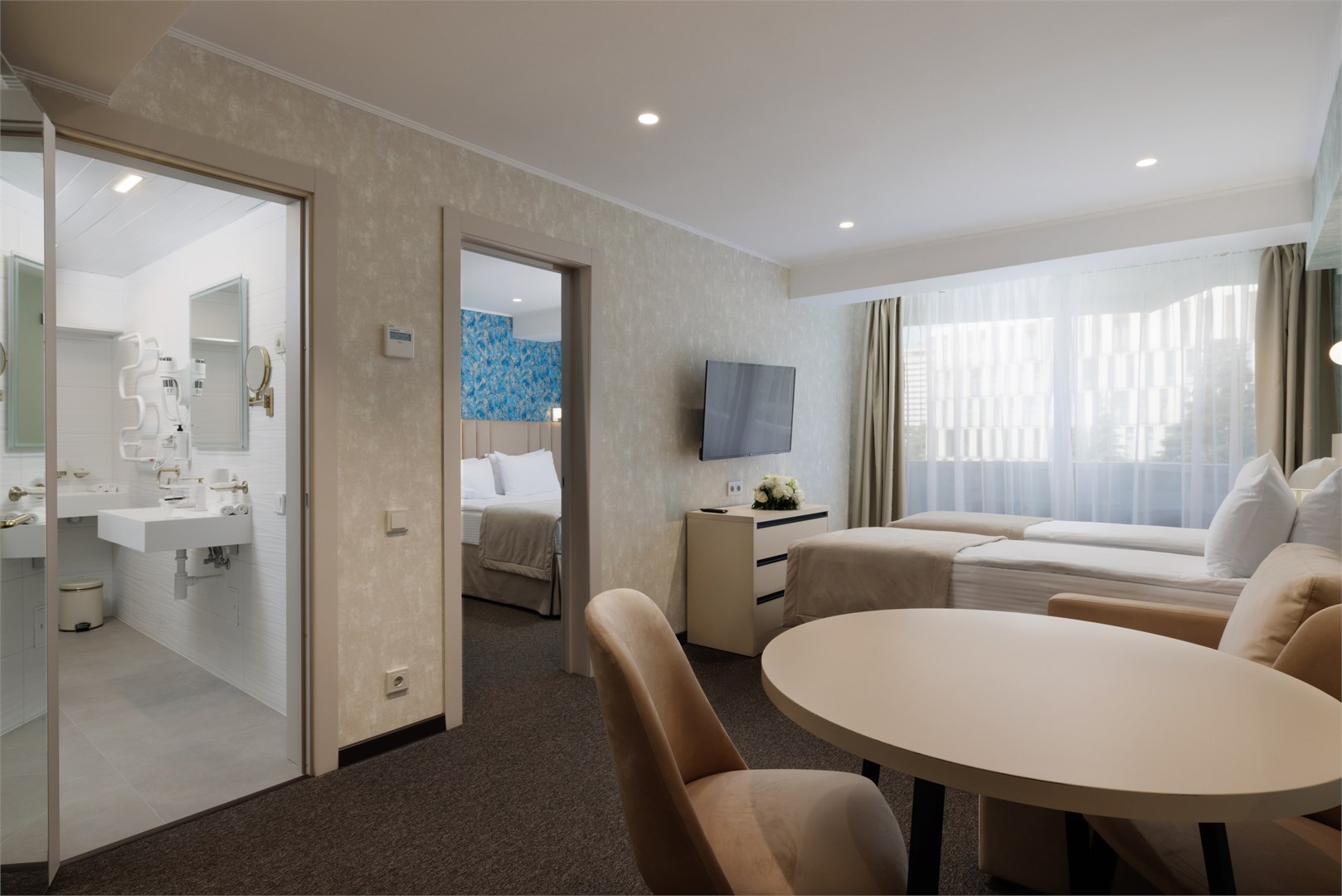 Семейный (Family room) в Sea galaxy hotel congress&SPA