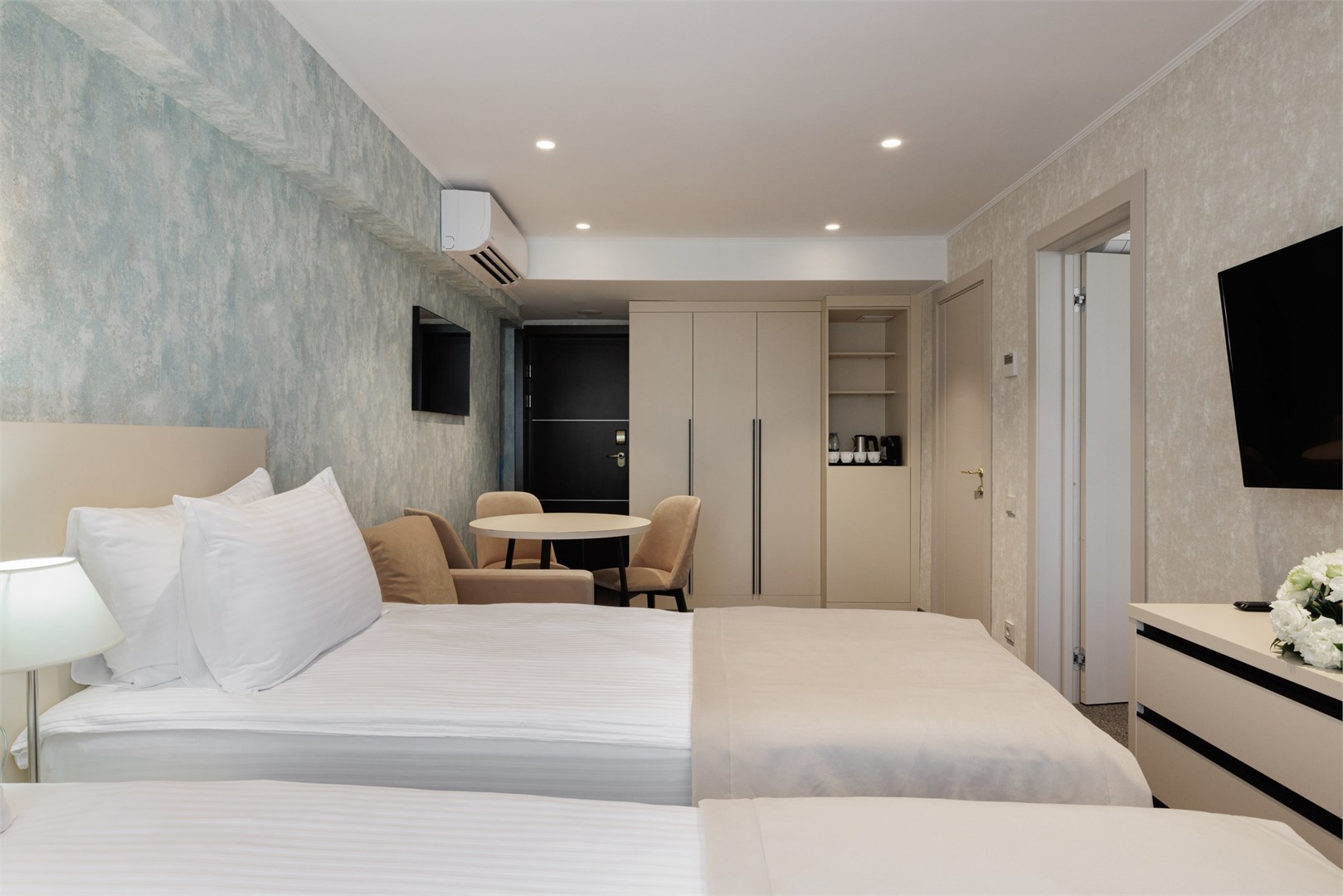 Семейный (Family room) в Sea galaxy hotel congress&SPA