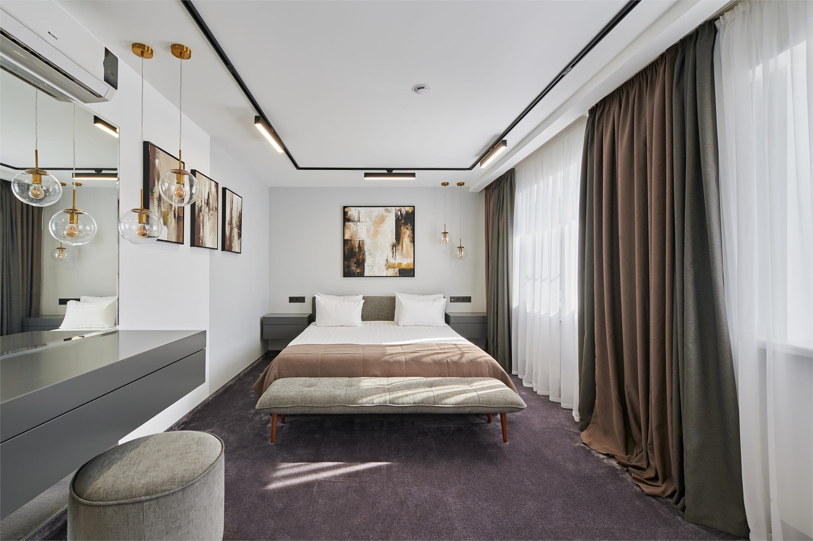 Люкс 2-х комнатный в White Hill Hotel