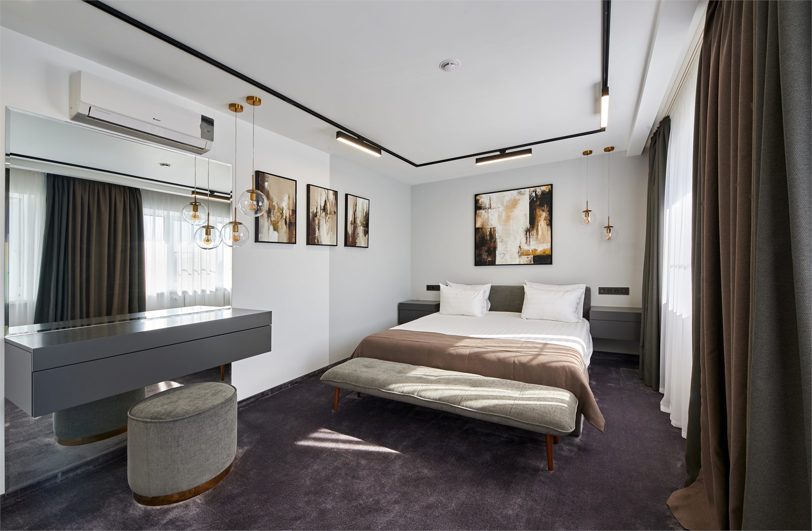 Люкс 2-х комнатный в White Hill Hotel