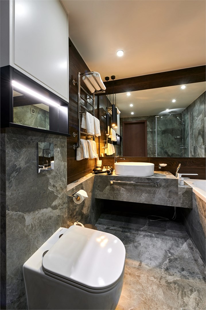 Люкс 2-х комнатный в White Hill Hotel