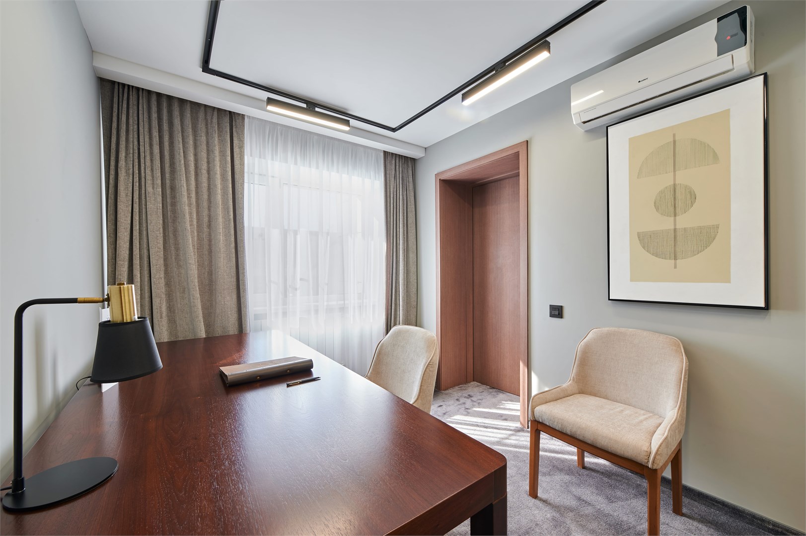 Люкс "Президент" в White Hill Hotel