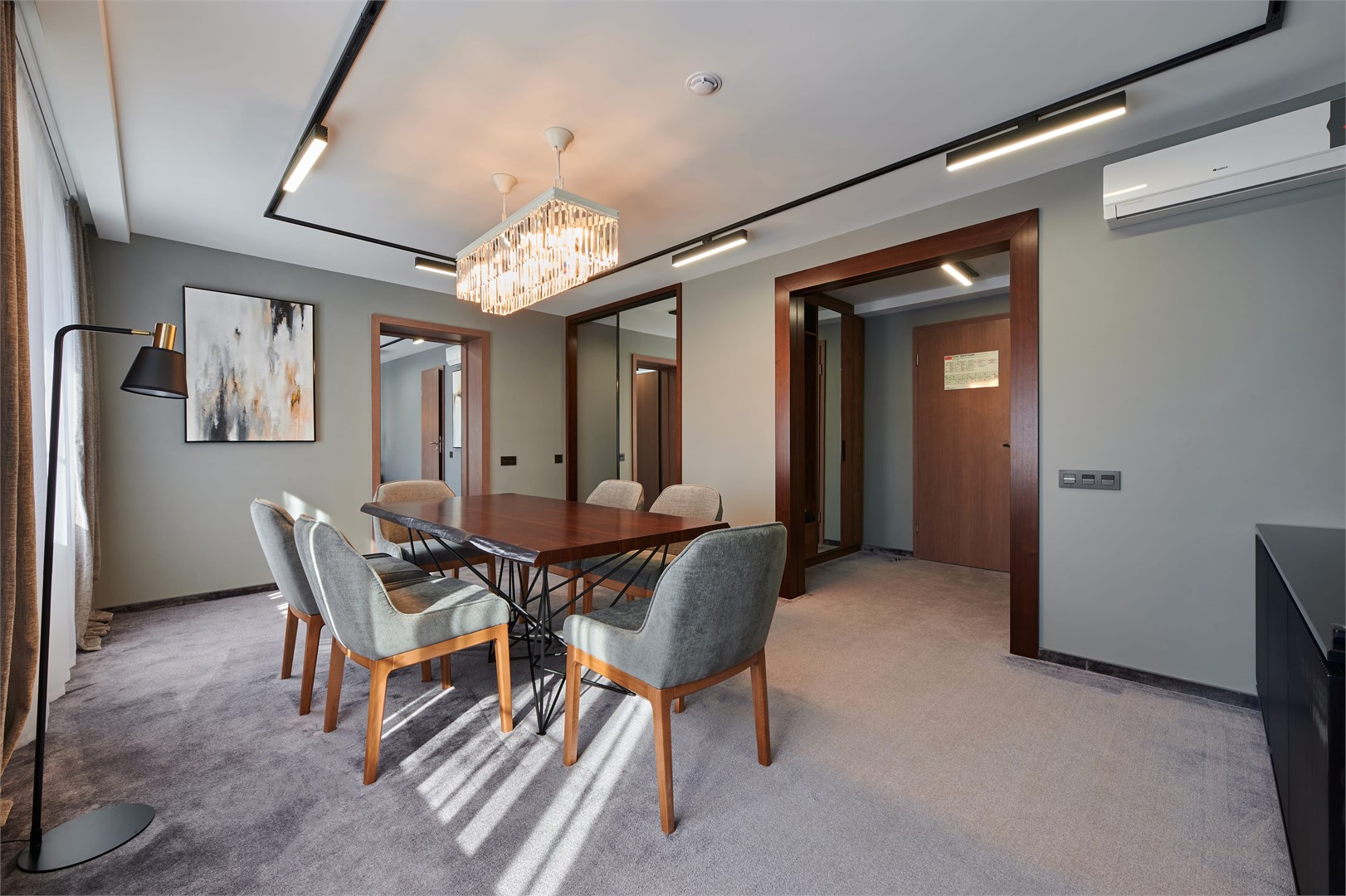 Люкс "Президент" в White Hill Hotel