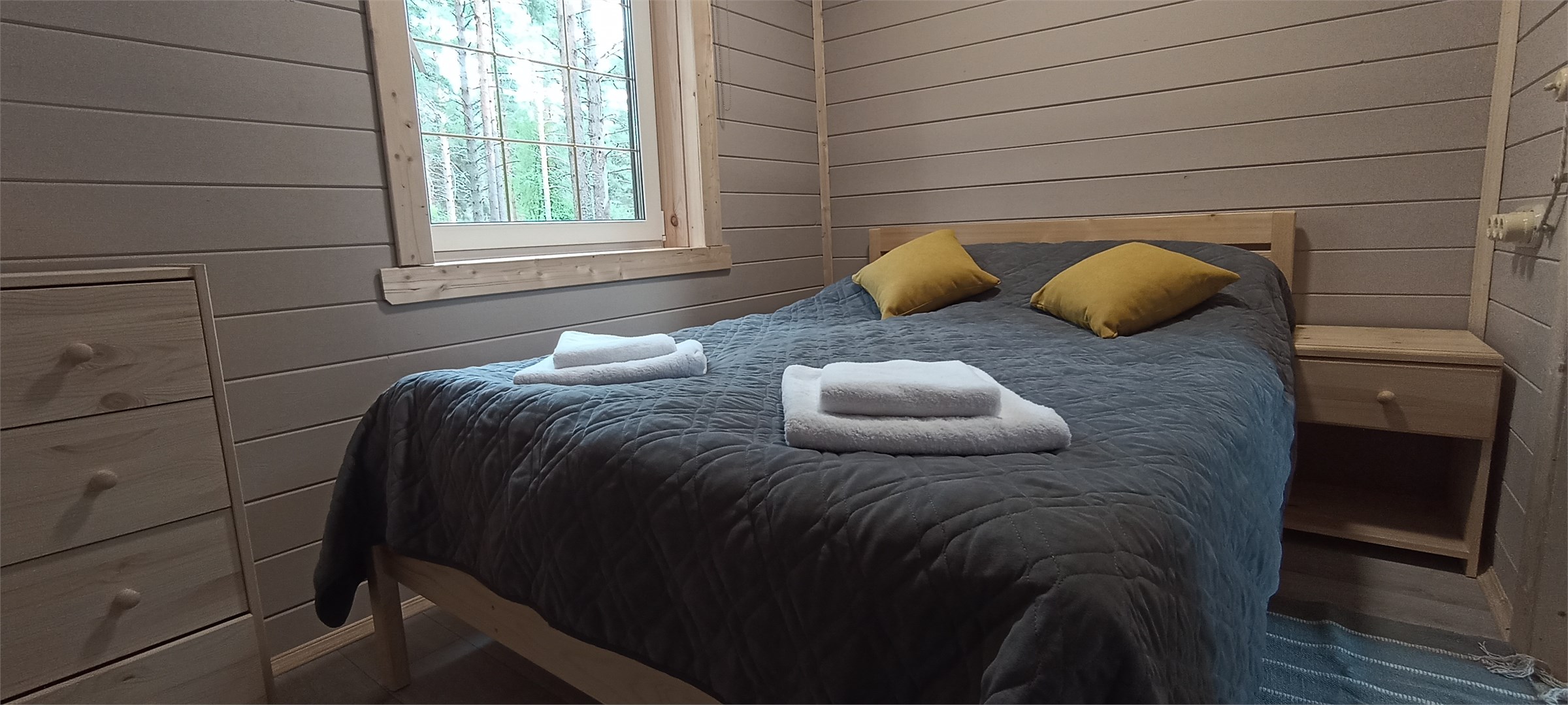 Семейный коттедж с террасой и панорамным остеклением в Морошка