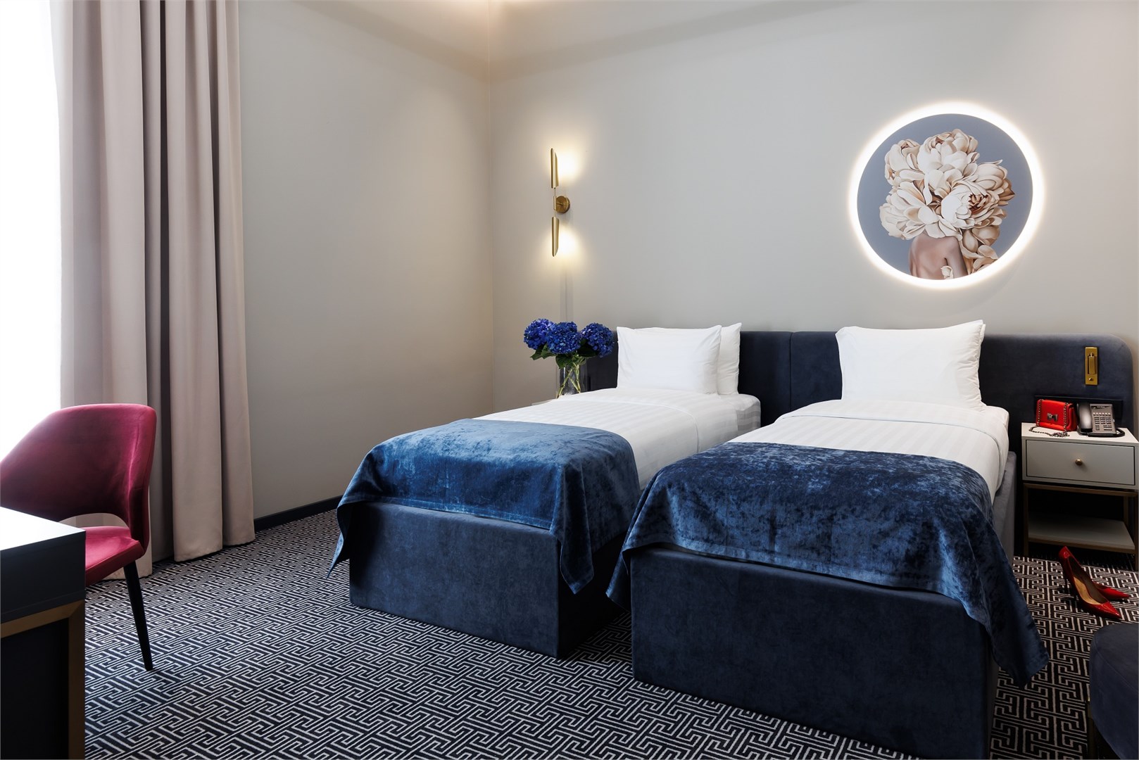 Фотография Модерн Twin