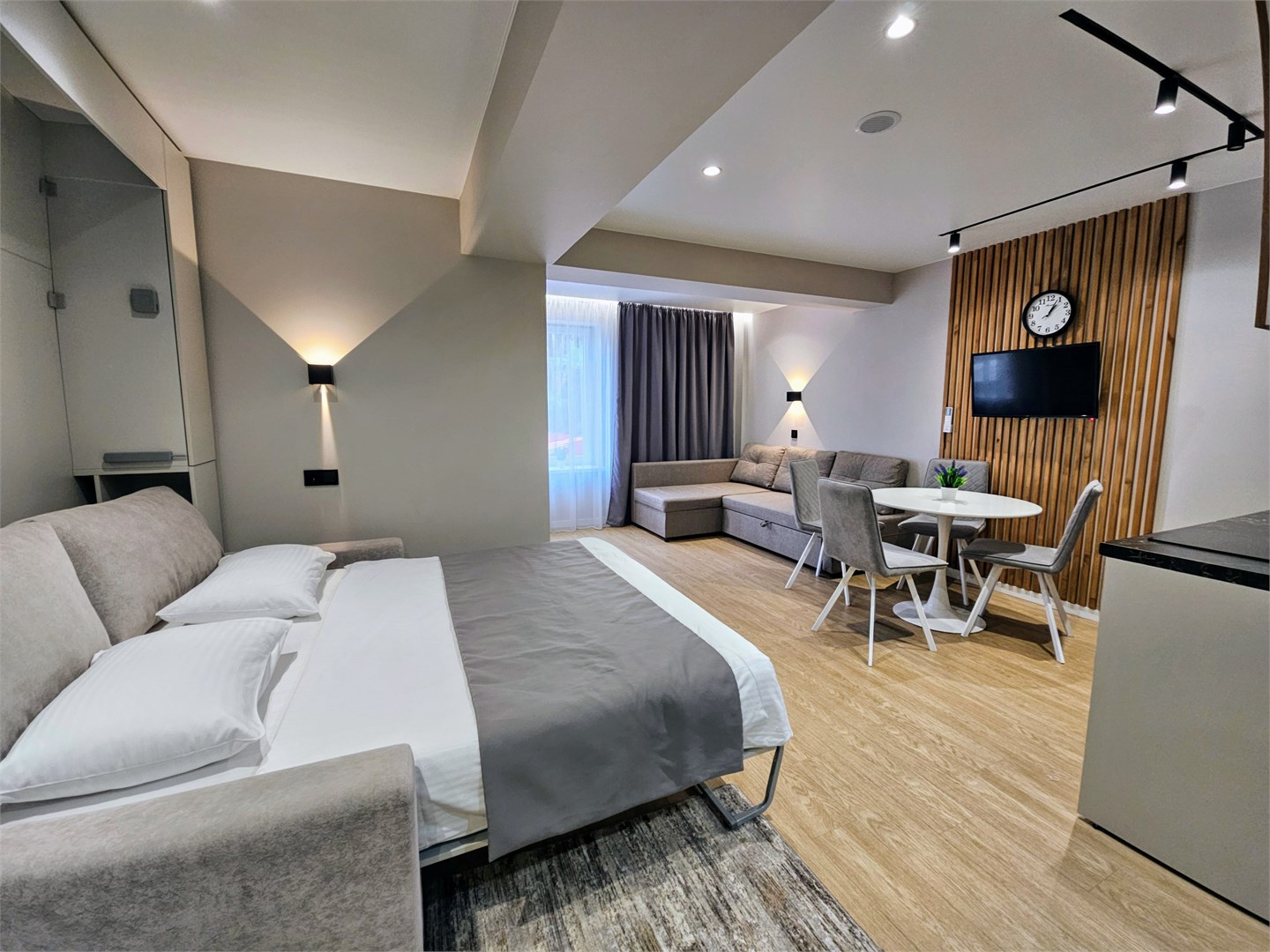 Апартамент  Семейный в Пушкин НеоЛит