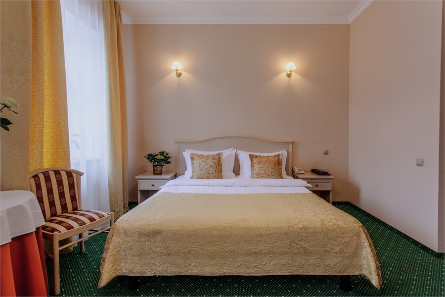 Двухместный номер с двуспальной кроватью в Купеческий