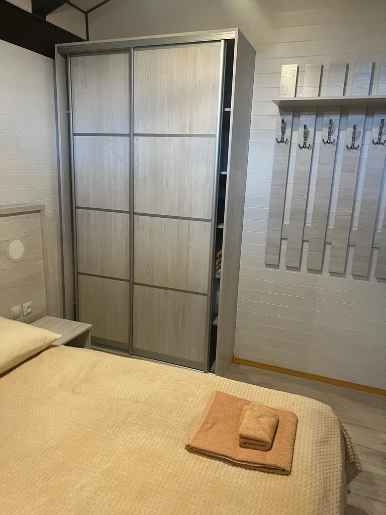 ШАЛЕ вторая линия от реки Катунь в Алтан