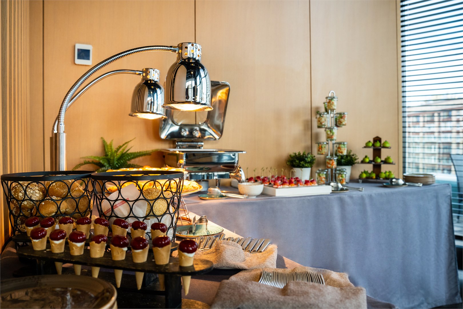 SMART Стандарт на Клубном этаже в Azimut Сити Отель Смоленская Москва