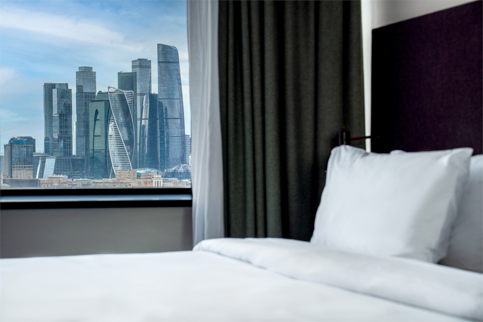 SMART Апартаменты с видом на Москва Сити на клубном этаже в Azimut Сити Отель Смоленская Москва