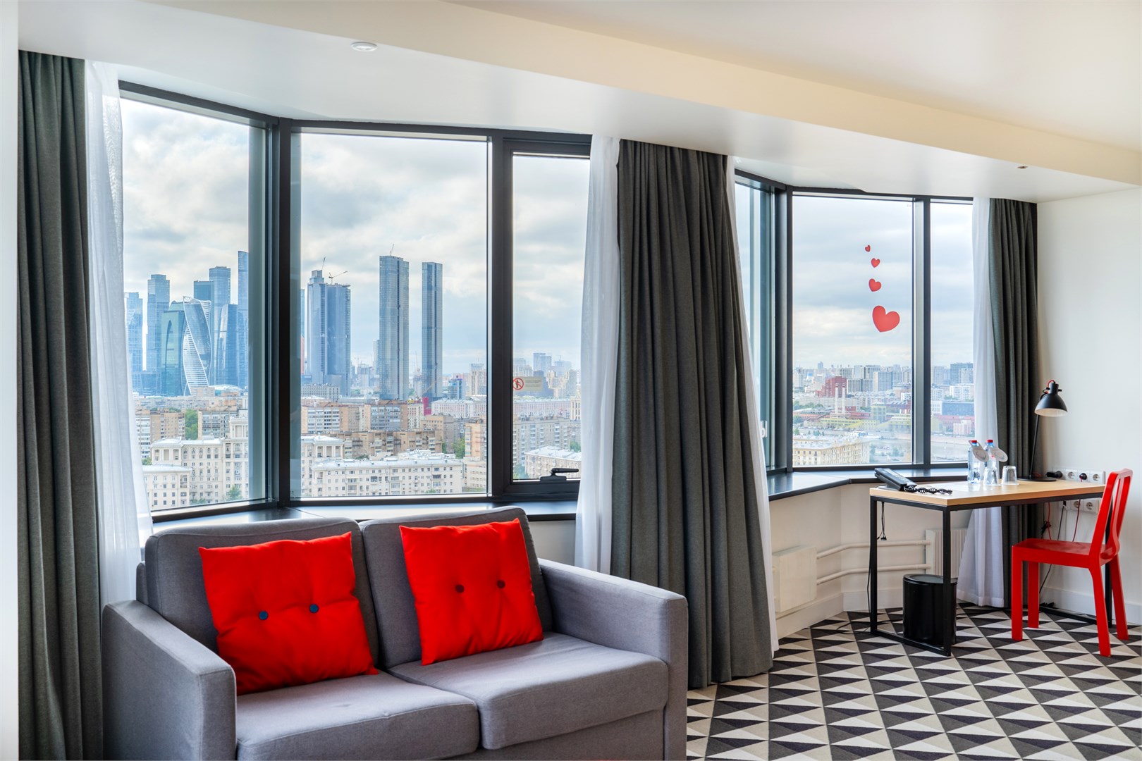 SMART Апартаменты с видом на Москва Сити на клубном этаже в Azimut Сити Отель Смоленская Москва