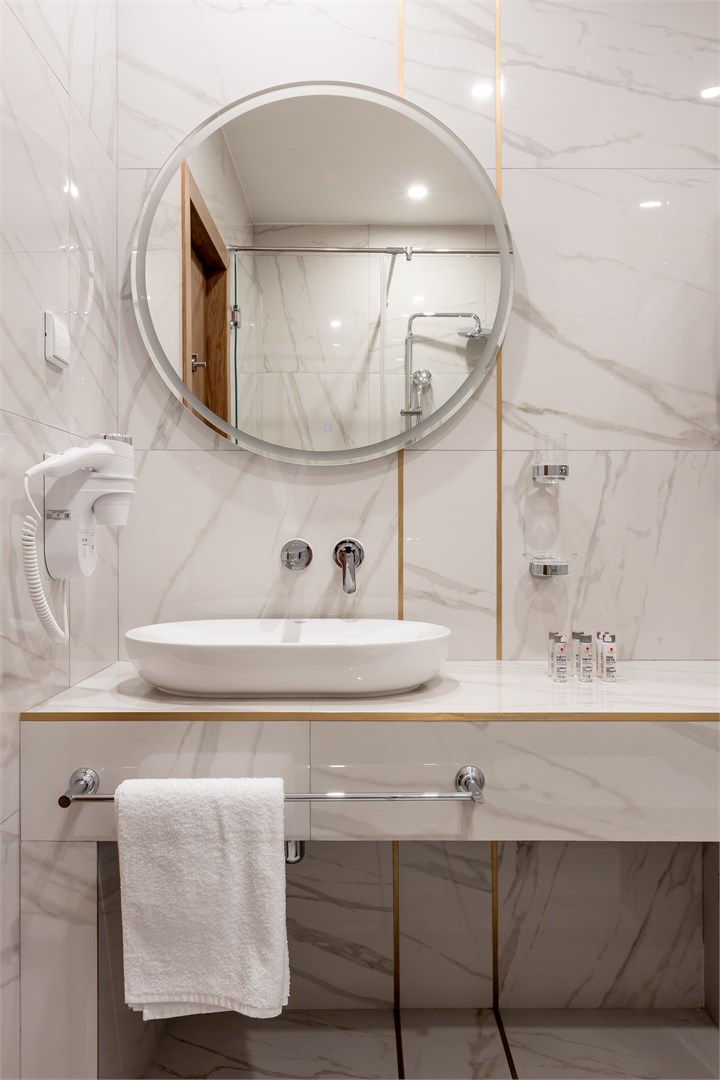 Стандарт с балконом в Azimut Сити Отель Тула