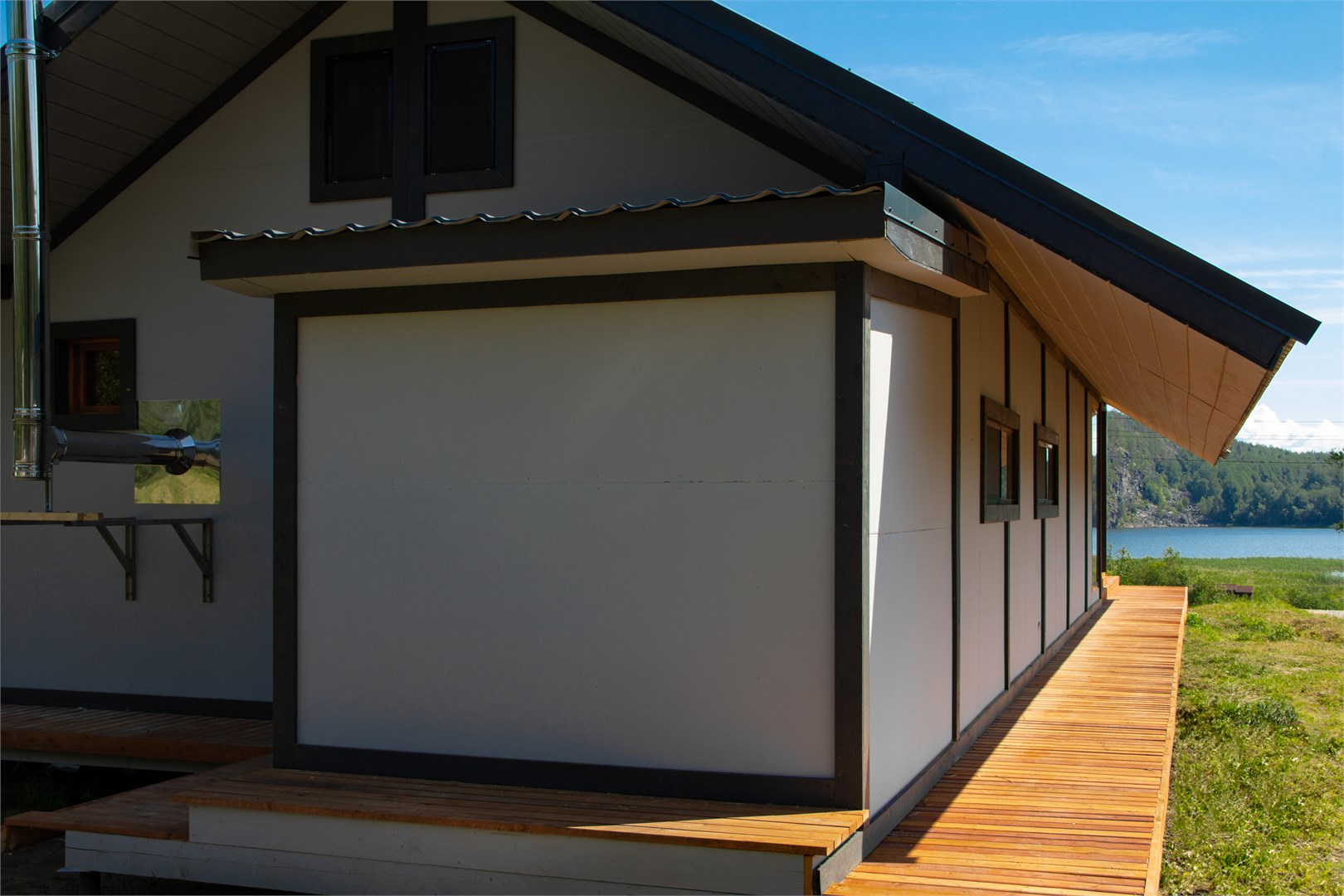 Большой дом на 2 спальни с камином, сауной и чаном (6+2) в Карелия парк