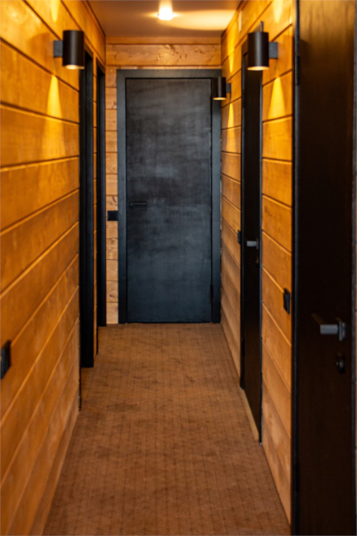 Большой дом на 2 спальни с камином, сауной и чаном (6+2) в Карелия парк