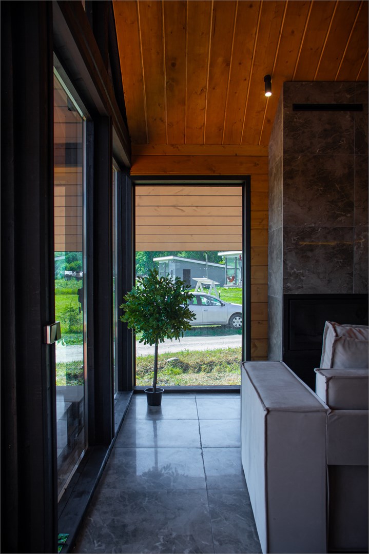 Большой дом на 2 спальни с камином, сауной и чаном (6+2) в Карелия парк