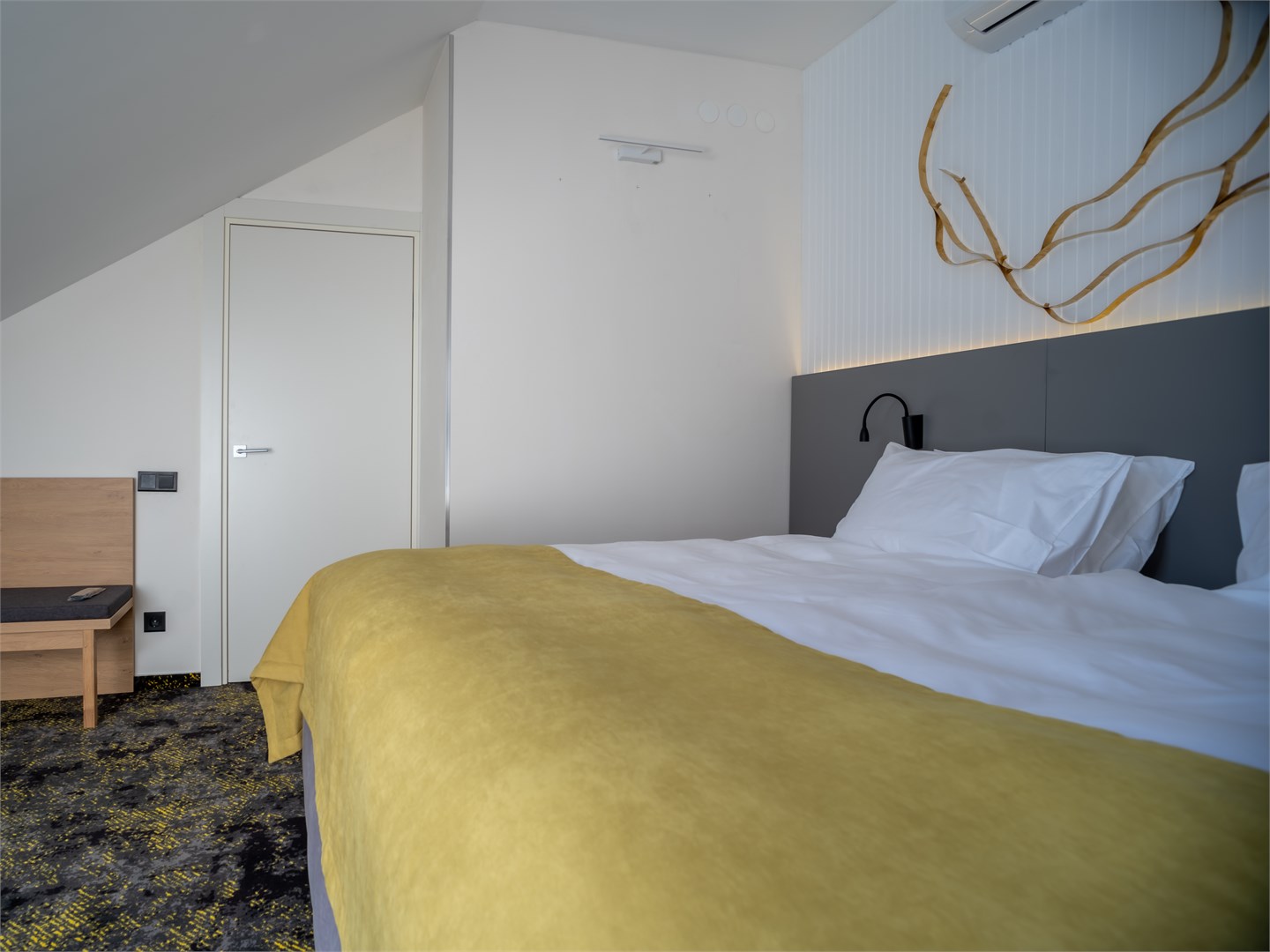 ДЕЛЮКС МАНСАРДА  2-х комнатный, фото 2