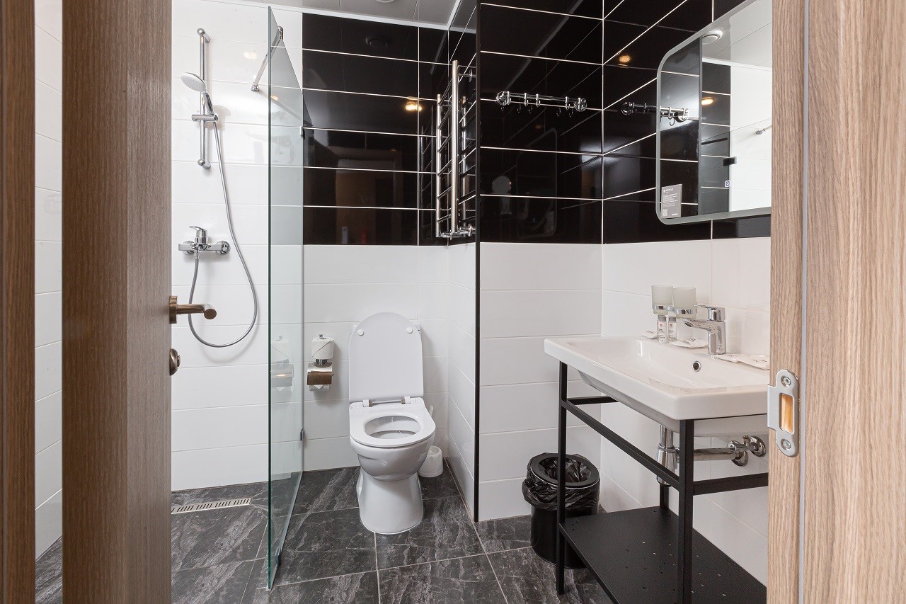 Студия семейная TWIN с видом на море без балкона (Салют) в AZIMUT Здоровье Мыс Видный