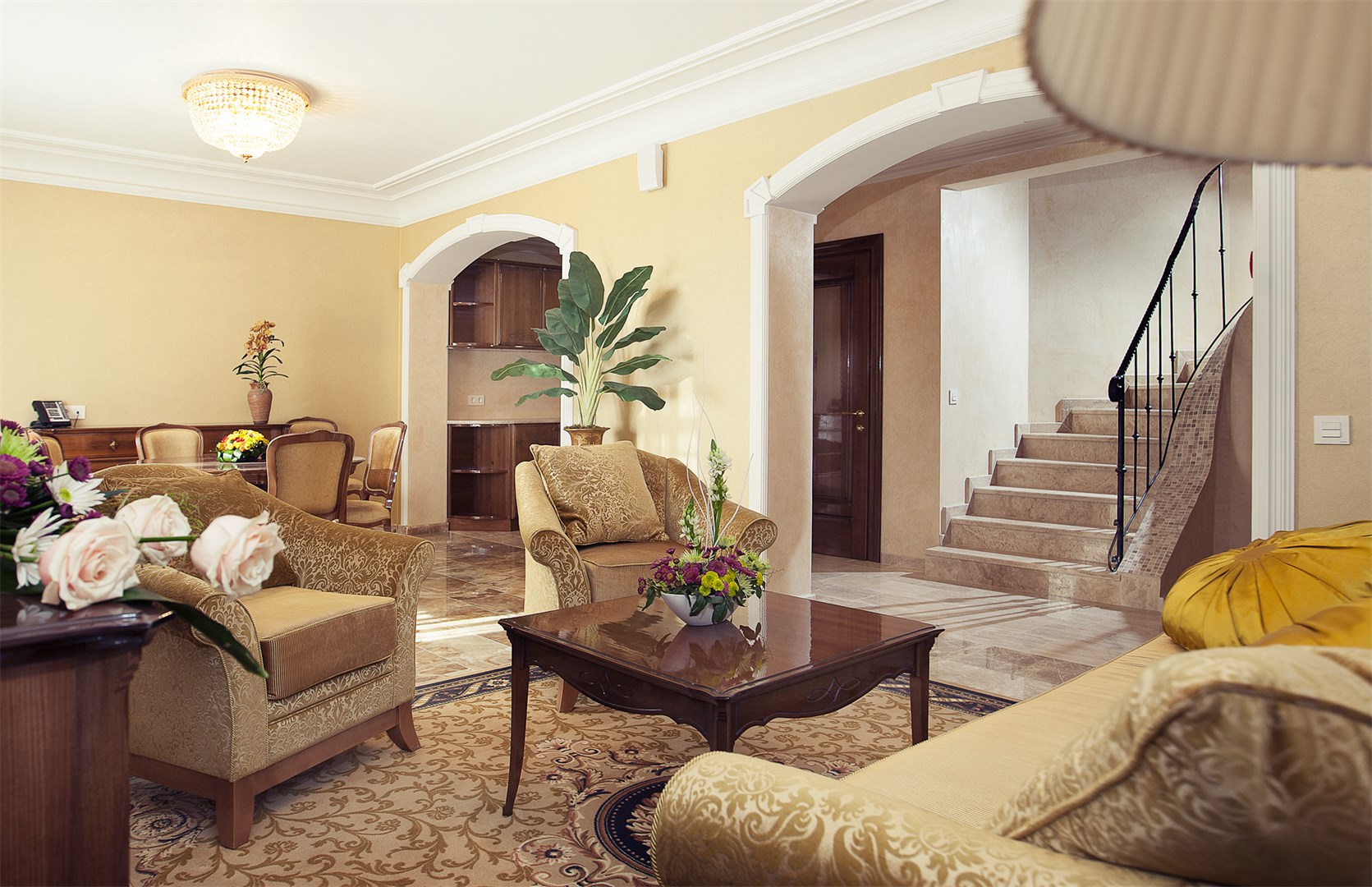 Апартаменты (Вилла с двумя спальнями, с завтраком) в Lazurnaya hotel&SPA