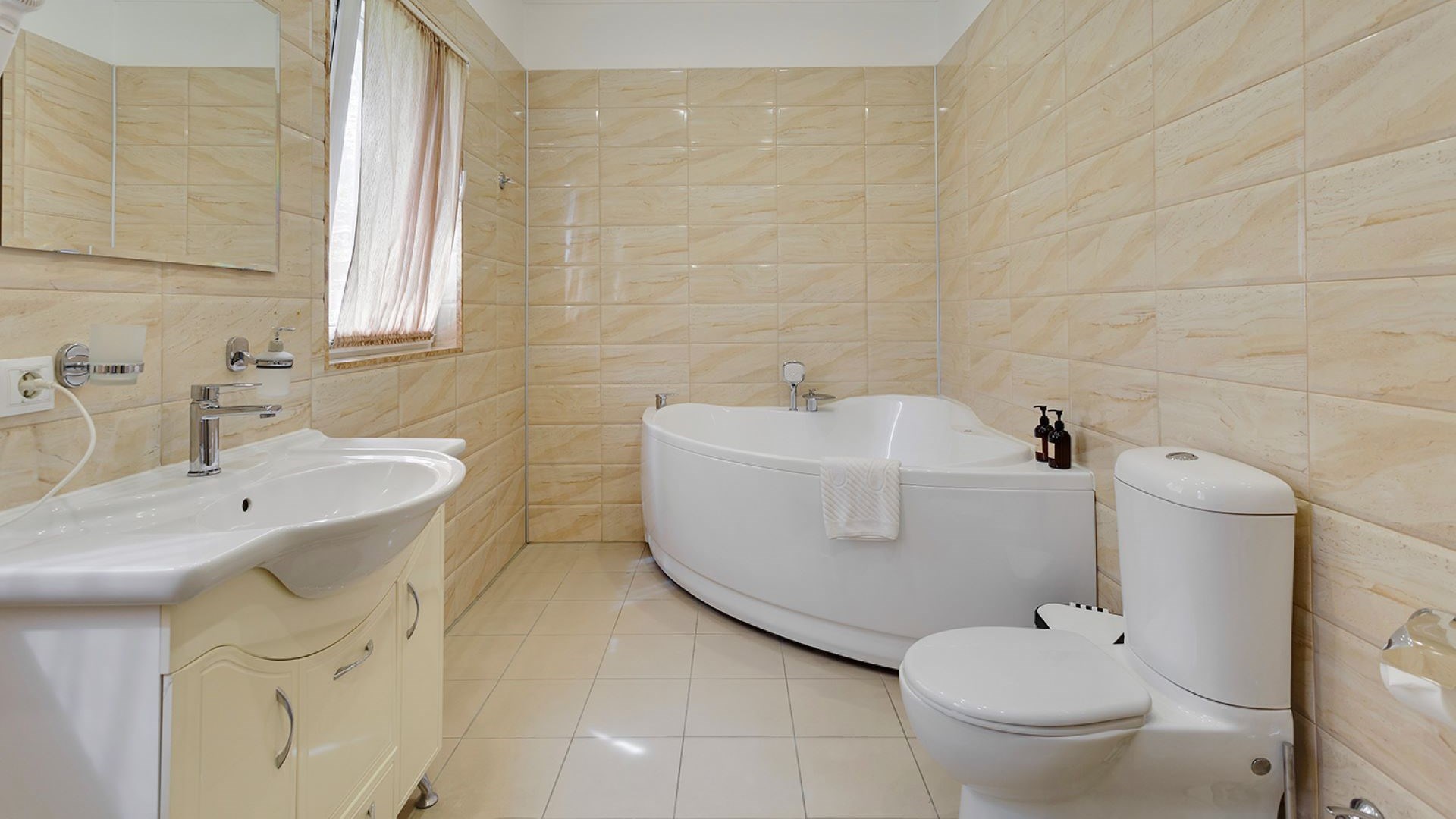 Коттедж «Королевский 33» в Царство-Королевство