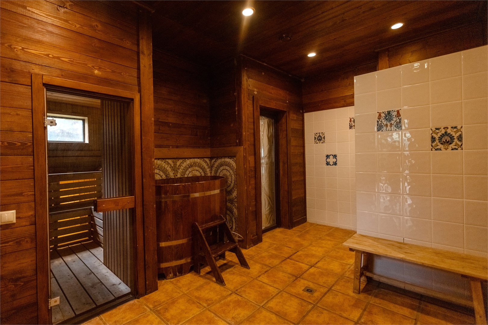 Шале 7 Елисей с Сибирским чаном и сауной в Завидово-2