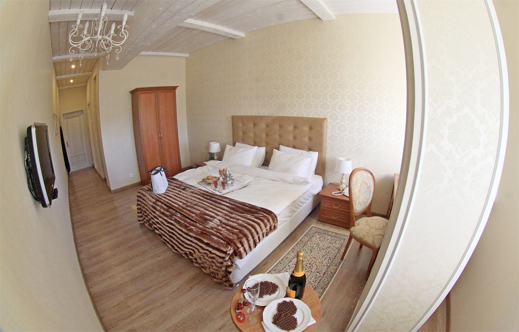 "Napoleon" Наполеон в Усадьба купца Баева