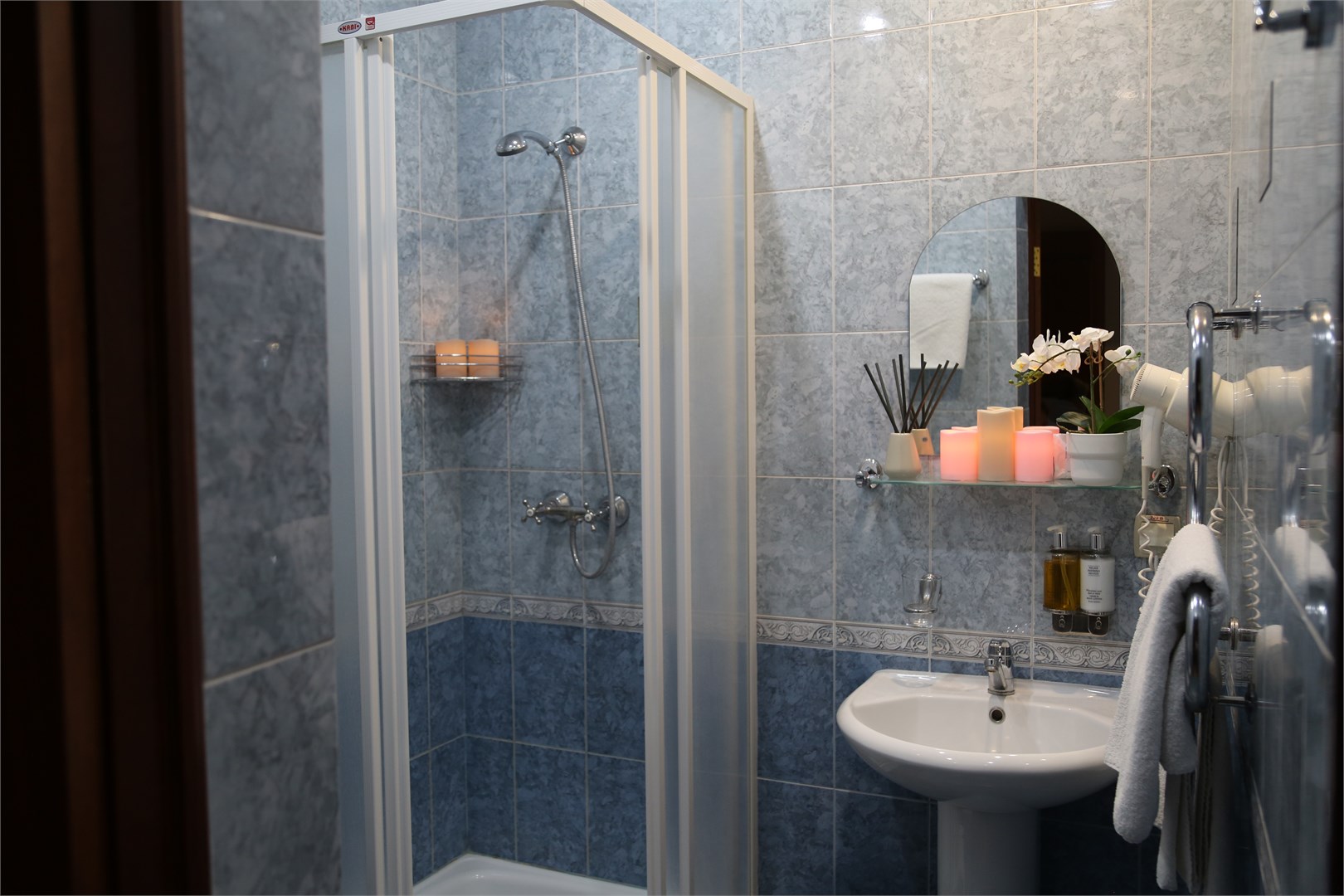 Комфорт  / Главный корпус в Десна