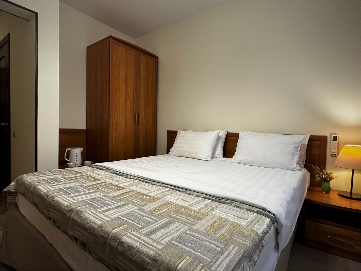 Комфорт  / Главный корпус в Десна